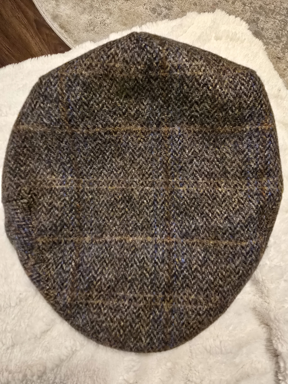 Men's Brown Plaid Newsboy Cap - Classic Herringbone Style